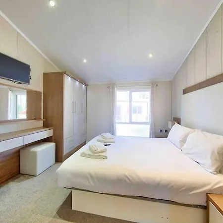 New Forest Lodge - 194 No Pets Fordingbridge Extérieur photo